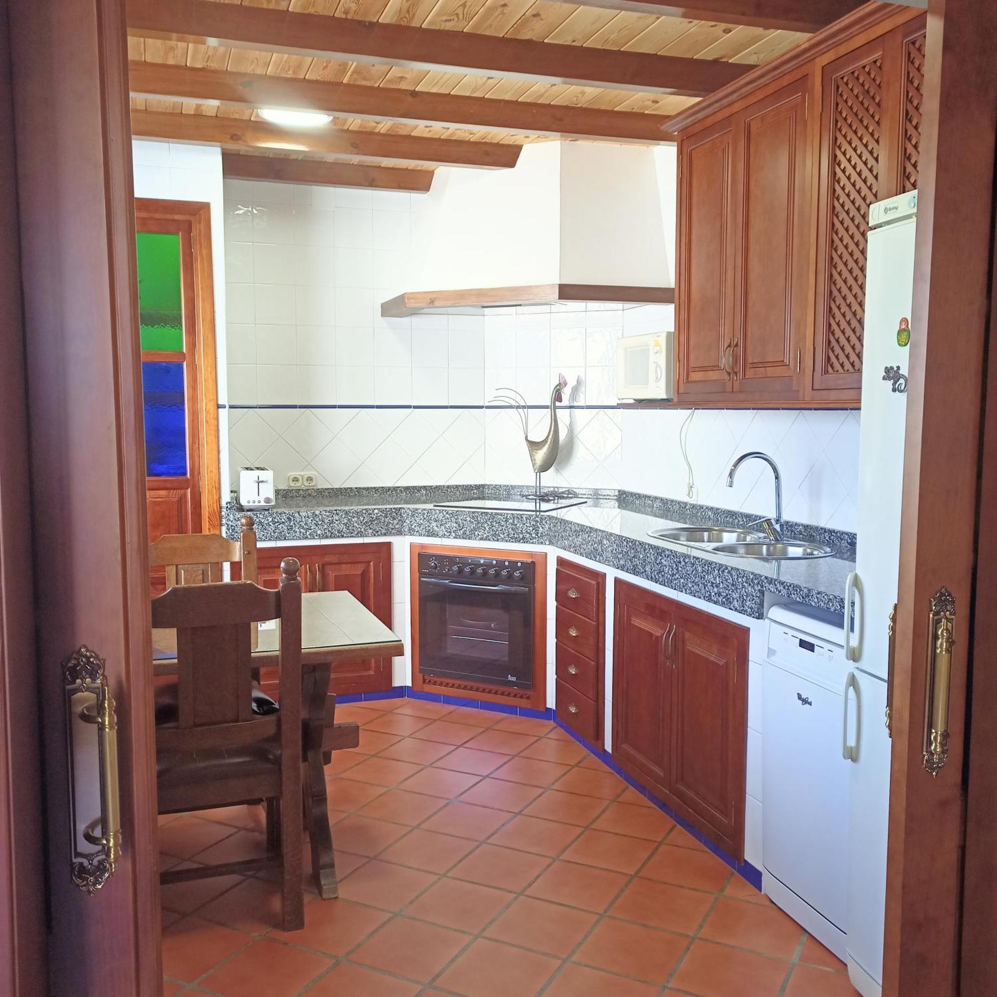 マラガ Casa El Tarajalヴィラ エクステリア 写真